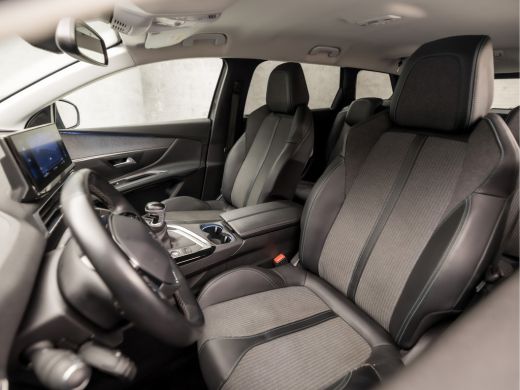 Peugeot 5008 1.2 PureTech Allure Sport 7 Persoons (APPLE CARPLAY, GROOT NAVI, 360 CAMERA, LEDER, ADAPTIVE CRUI... ActivLease financial lease