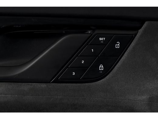 Porsche Taycan GTS 93 kWh | SOH 95% | Sport Chrono | Pano | Luchtvering | Bose | ACC | 360 Camera | Stoel-+Stuuv... ActivLease financial lease
