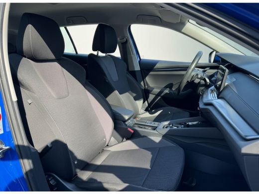 Skoda Octavia Combi TSI iV 204PK PHEV BUSINESS EDITION TREKHAAK/NAVI/CARPLAY ActivLease financial lease