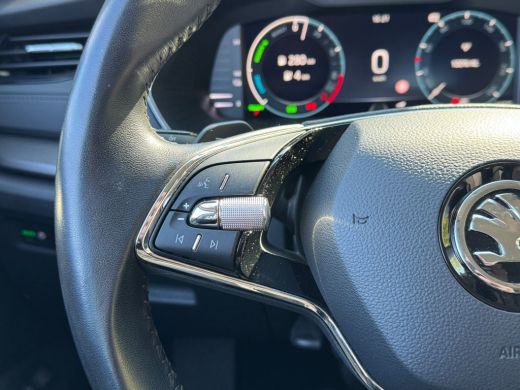 Skoda Octavia Combi TSI iV 204PK PHEV BUSINESS EDITION TREKHAAK/NAVI/CARPLAY ActivLease financial lease