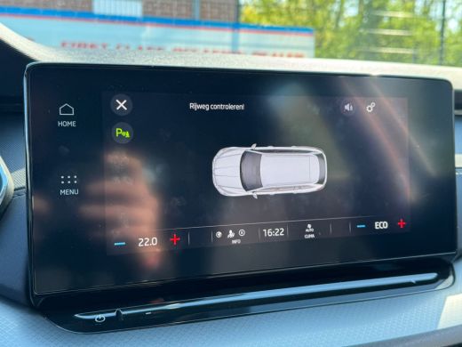 Skoda Octavia Combi TSI iV 204PK PHEV BUSINESS EDITION TREKHAAK/NAVI/CARPLAY ActivLease financial lease