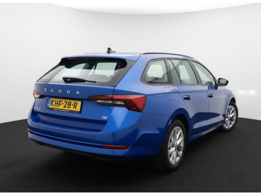 Skoda Octavia Combi TSI iV 204PK PHEV BUSINESS EDITION TREKHAAK/NAVI/CARPLAY ActivLease financial lease