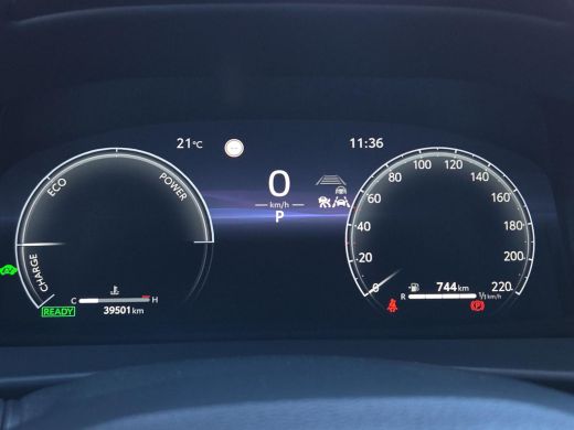 Toyota C-HR 1.8 Hybrid 140 Dynamic | Apple CarPlay | Blindspot | Rijklaar incl. garantie | ActivLease financial lease