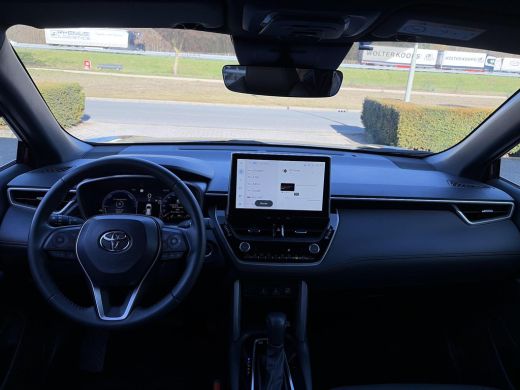 Toyota Corolla Cross Hybrid 140 Style + Premium Pack ActivLease financial lease