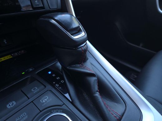 Toyota RAV4 2.5 Plug-in Hybrid AWD Style | Apple CarPlay | Navigatie | Stoelverw. | Rijklaar incl. garantie | ActivLease financial lease