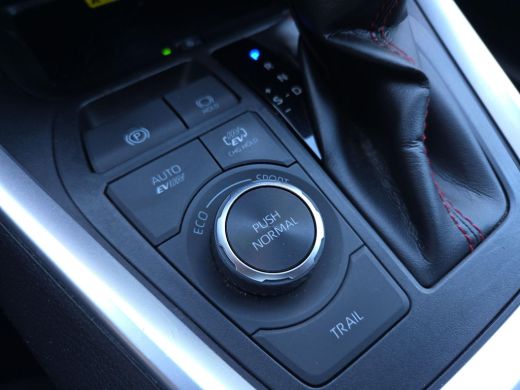 Toyota RAV4 2.5 Plug-in Hybrid AWD Style | Apple CarPlay | Navigatie | Stoelverw. | Rijklaar incl. garantie | ActivLease financial lease