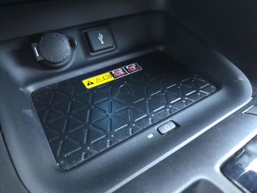 Toyota RAV4 2.5 Plug-in Hybrid AWD Style | Apple CarPlay | Navigatie | Stoelverw. | Rijklaar incl. garantie | ActivLease financial lease