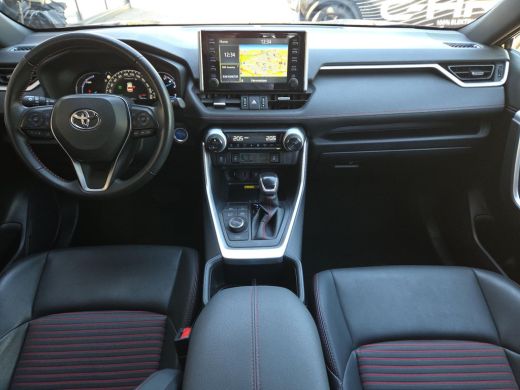 Toyota RAV4 2.5 Plug-in Hybrid AWD Style | Apple CarPlay | Navigatie | Stoelverw. | Rijklaar incl. garantie | ActivLease financial lease