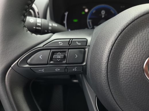 Toyota Yaris Cross 1.5 Hybrid 130 Dynamic | Parkeersens. | Blindspot | Rijklaar incl. garantie | ActivLease financial lease