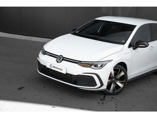 Volkswagen Golf 1.4 TSI eHybrid 245pk GTE | Adaptive Cruise | Stuur & Stoelverwarming | Parkeerhulp V+A | 18" ActivLease financial lease