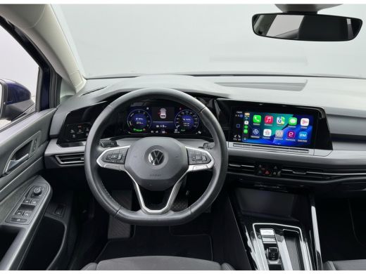 Volkswagen Golf eHybrid 204PK DSG STYLE CAMERA/CARPLAY/STUURVERW. ActivLease financial lease