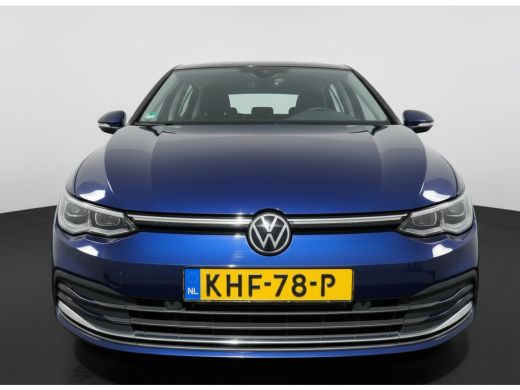 Volkswagen Golf eHybrid 204PK DSG STYLE CAMERA/CARPLAY/STUURVERW. ActivLease financial lease