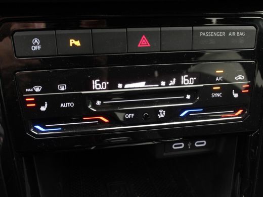 Volkswagen T-Cross 1.0 TSi 110 Pk Automaat R-Line | Stoelverwarming | Camera | Adaptive Cruise | Navigatie | Climatr... ActivLease financial lease