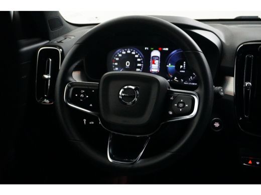 Volvo  XC40 1.5 T4 Recharge Plus Dark | 360 camera | Memory stoel | Trekhaak | Harman/Kardon | Stoel&stuurver... ActivLease financial lease
