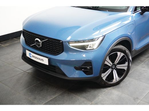 Volvo  XC40 1.5 T4 Recharge Plus Dark | 360 camera | Memory stoel | Trekhaak | Harman/Kardon | Stoel&stuurver... ActivLease financial lease