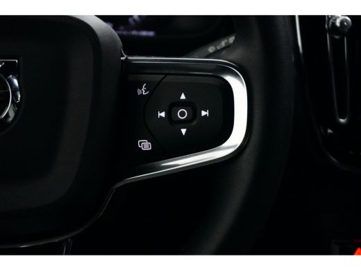 Volvo  XC40 1.5 T4 Recharge Plus Dark | 360 camera | Memory stoel | Trekhaak | Harman/Kardon | Stoel&stuurver... ActivLease financial lease