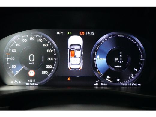Volvo  XC40 1.5 T4 Recharge Plus Dark | 360 camera | Memory stoel | Trekhaak | Harman/Kardon | Stoel&stuurver... ActivLease financial lease