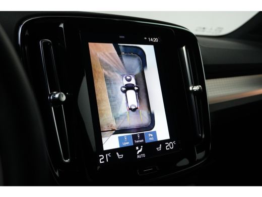 Volvo  XC40 1.5 T4 Recharge Plus Dark | 360 camera | Memory stoel | Trekhaak | Harman/Kardon | Stoel&stuurver... ActivLease financial lease