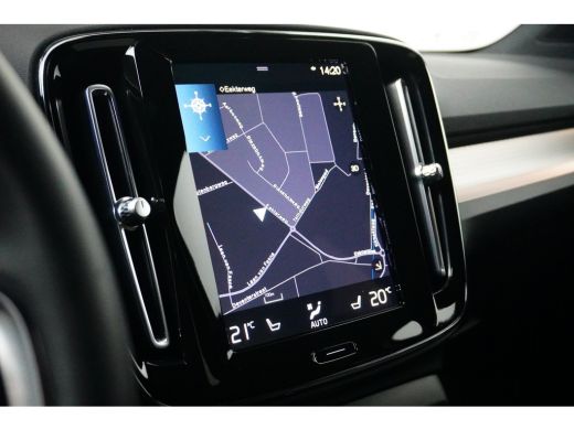 Volvo  XC40 1.5 T4 Recharge Plus Dark | 360 camera | Memory stoel | Trekhaak | Harman/Kardon | Stoel&stuurver... ActivLease financial lease