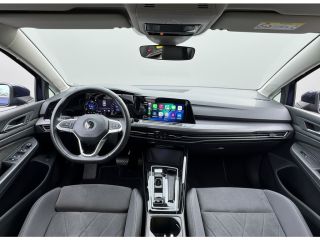 Volkswagen Golf eHybrid 204PK DSG STYLE CAMERA/CARPLAY/STUURVERW.