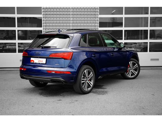 Audi Q5 55 TFSI e quattro S line | Trekhaak | Panoramadak | City | Tour | ActivLease financial lease