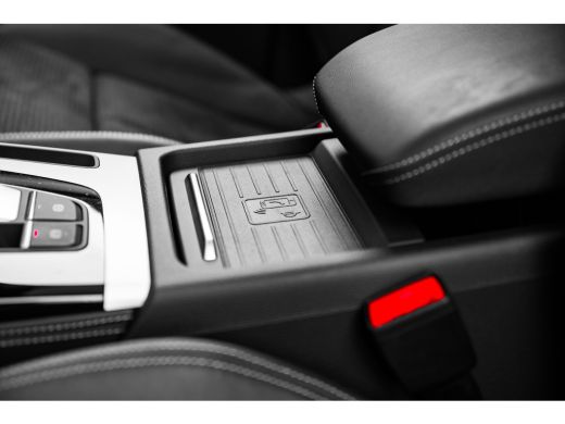 Audi Q5 55 TFSI e quattro S line | Trekhaak | Panoramadak | City | Tour | ActivLease financial lease