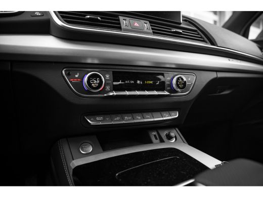Audi Q5 55 TFSI e quattro S line | Trekhaak | Panoramadak | City | Tour | ActivLease financial lease
