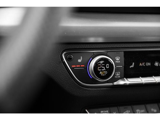 Audi Q5 55 TFSI e quattro S line | Trekhaak | Panoramadak | City | Tour | ActivLease financial lease