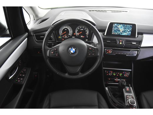 BMW 2 Serie Active Tourer 216i *1ste Eigenaar*Leer*Trekhaak*Navigatie* ActivLease financial lease
