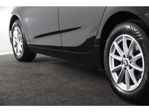 BMW 2 Serie Active Tourer 216i *1ste Eigenaar*Leer*Trekhaak*Navigatie* ActivLease financial lease