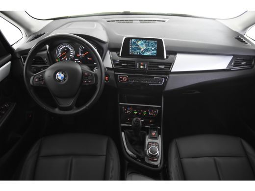 BMW 2 Serie Active Tourer 216i *1ste Eigenaar*Leer*Trekhaak*Navigatie* ActivLease financial lease