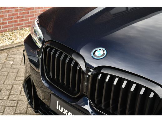 BMW X3 xDrive30e M-Sport Pano Trekh El-zetel HUD 360 H/K Adp-demping ActivLease financial lease