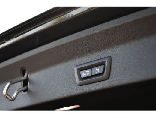 BMW X3 xDrive30e M-Sport Pano Trekh El-zetel HUD 360 H/K Adp-demping ActivLease financial lease