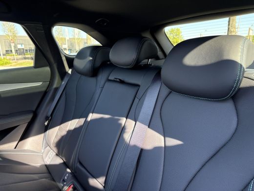 BYD SEAL 1.5 DM-i Comfort | &euro;4000 korting | 1350 KM WLTP | Elektrische klep | Apple Carplay/Android Auto |... ActivLease financial lease