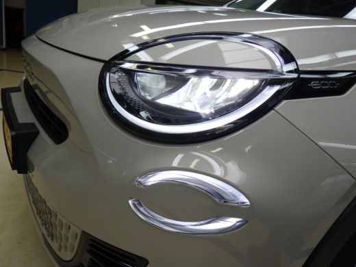 Fiat 600 1.2 Hybrid La Prima 110pk 8 Jaar Garantie | Vol-Leder | Adaptive Cruise | Massage | Elektr. Achte... ActivLease financial lease