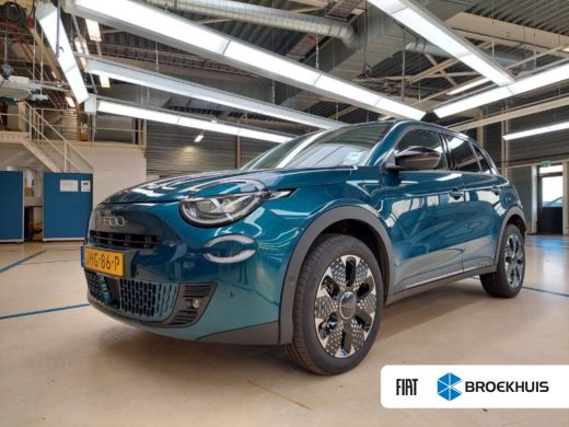Fiat 600 1.2 Hybrid La Prima 110pk 8 Jaar Garantie! | Vol-Leder | Massage | Elektr. Achterklep | Stoelverw...