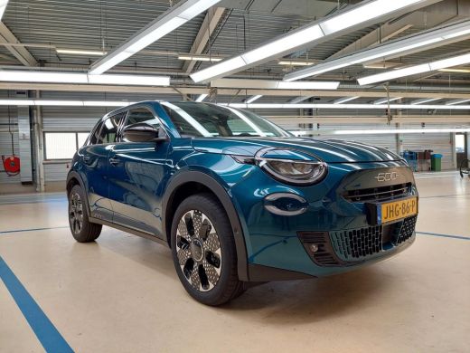 Fiat 600 1.2 Hybrid La Prima 110pk 8 Jaar Garantie! | Vol-Leder | Massage | Elektr. Achterklep | Stoelverw... ActivLease financial lease