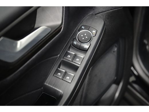 Ford Kuga 2.5 PHEV Vignale 225pk | Pano | Trekhaak | Adap. Cruise | Winter Pack ActivLease financial lease