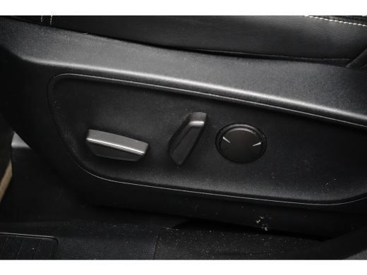 Ford Kuga 2.5 PHEV Vignale 225pk | Pano | Trekhaak | Adap. Cruise | Winter Pack ActivLease financial lease
