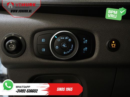 Ford Transit 2.0 TDCI 130 pk DC Dubbel Cabine Open Laadbak/ 7 Pers./ 3.0t Trekverm./ Carplay/ Cruise/ Climate/... ActivLease financial lease