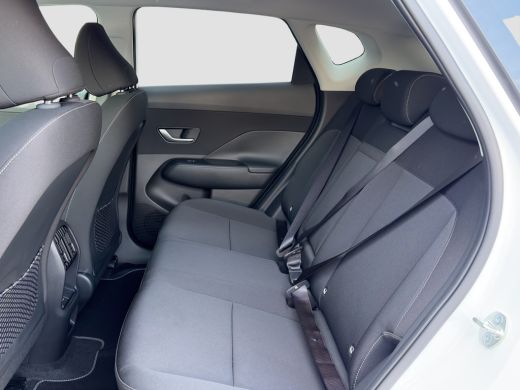 Hyundai Kona Comfort Smart 65.4 kWh | Achteruitrijcamera | Apple Carplay/Android Auto|telefoonintegratie premi... ActivLease financial lease