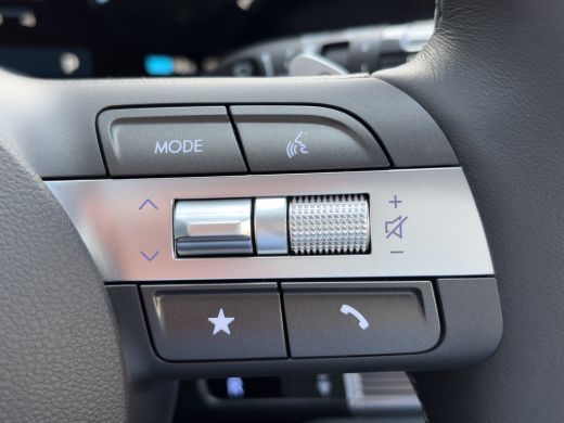 Hyundai Kona Comfort Smart 65.4 kWh | Achteruitrijcamera | Apple Carplay/Android Auto|telefoonintegratie premi... ActivLease financial lease