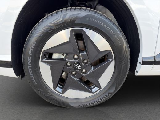 Hyundai Kona Comfort Smart 65.4 kWh | Achteruitrijcamera | Apple Carplay/Android Auto|telefoonintegratie premi... ActivLease financial lease