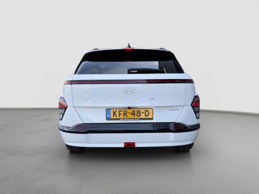 Hyundai Kona Comfort Smart 65.4 kWh | Achteruitrijcamera | Apple Carplay/Android Auto|telefoonintegratie premi... ActivLease financial lease