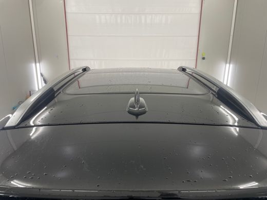 Lynk & Co 01 1.5 262pk Plug-in Black Optic 360&deg; Pano.dak Carplay ActivLease financial lease