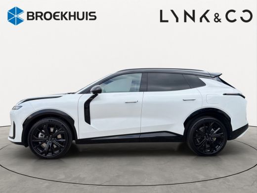 Lynk & Co 08 1.5 More Volvo Black Edition velgen | Achterbank verwarmd | Alarm klasse 1(startblokkering) | App... ActivLease financial lease