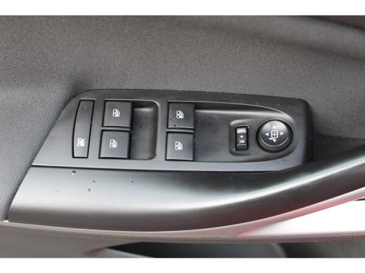 Opel Astra 1.2 Edition Nieuwe motor | PDC | LM Velgen | Camera ActivLease financial lease