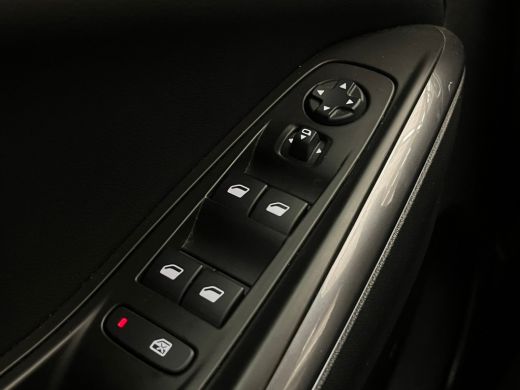 Opel Grandland X 1.2 Turbo Innovation Stuur & Stoelverwarming | Camera | Elektrische Achterklep | Climate | Cruise... ActivLease financial lease