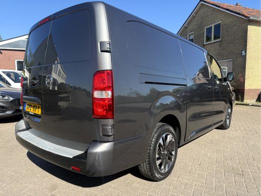 Opel Vivaro 2.0 CDTI 145PK L3H1 Innovation 17''Lmv, Camera ActivLease financial lease