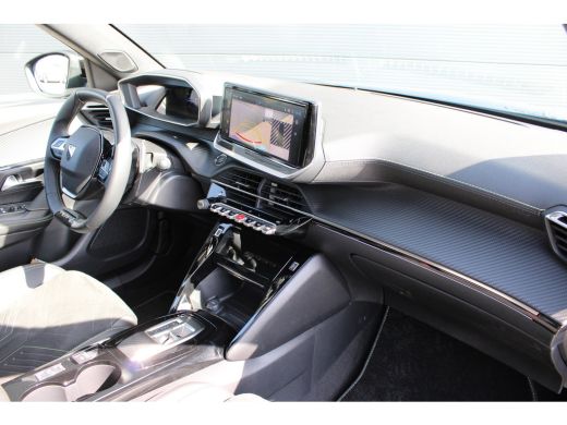 Peugeot 2008 1.2 Hybrid 145 GT | Automaat | Navigatie | Camera voor + achter | Massage | Stoelverwarming | Ada... ActivLease financial lease